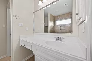 707 Mockingbird St, Navasota, TX 77868 - Photo 32