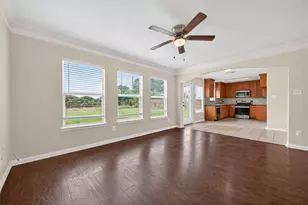 707 Mockingbird St, Navasota, TX 77868 - Photo 10