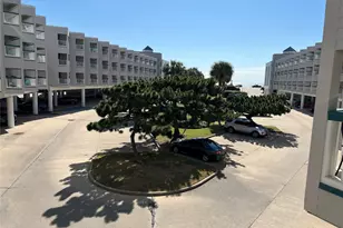 6102 Seawall Blvd, Galveston, TX 77551 - Photo 2