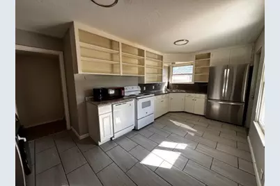 413 Wilma Drive, Corpus Christi, TX 78412 - Photo 4