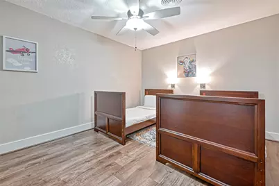 10601 Willowgrove Drive, Houston, TX 77035 - Photo 26