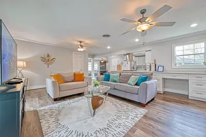 10601 Willowgrove Drive, Houston, TX 77035 - Photo 10