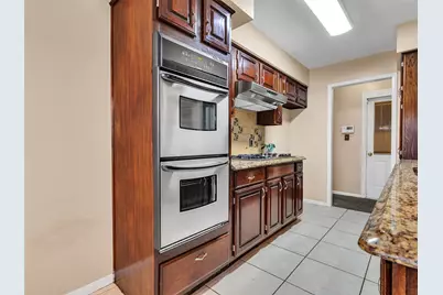 55 Sweetgum Court, Lake Jackson, TX 77566 - Photo 8