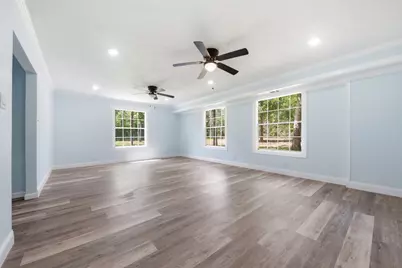 410 Oak Knoll Road, Cleveland, TX 77328 - Photo 8