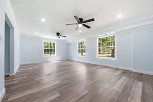 410 Oak Knoll Rd, Cleveland, TX 77328 - Photo 8