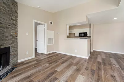 18800 Egret Bay Boulevard #306, Webster, TX 77058 - Photo 4