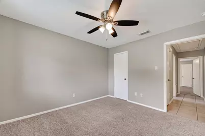 16614 Blackhawk Boulevard, Friendswood, TX 77546 - Photo 20