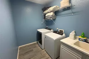 8415 Clover Leaf Dr, Rosenberg, TX 77469 - Photo 12