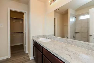 11918 Munich Drive, Houston, TX 77044 - Photo 10