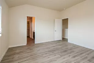 11918 Munich Dr, Houston, TX 77044 - Photo 8