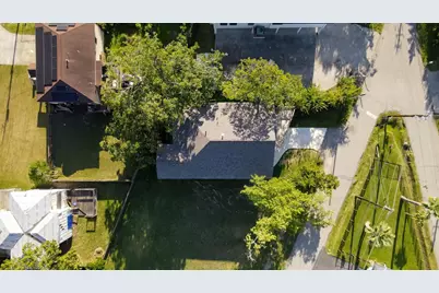 2113 Knollwood Street, Kemah, TX 77565 - Photo 24