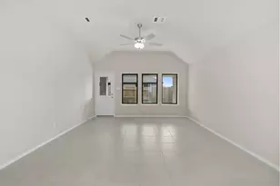 302 Violet Crown Ln, New Caney, TX 77357 - Photo 10