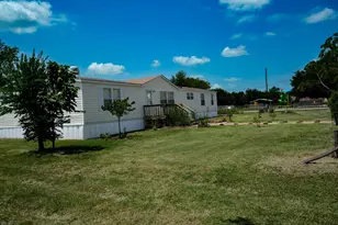345 E Main St, Marquez, TX 77865 - Photo 2