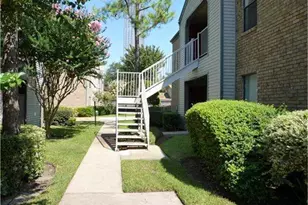 2025 Augusta Dr, Houston, TX 77057 - Photo 2