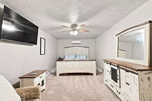5701 Melody Ln, Dickinson, TX 77539 - Photo 34