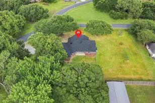1002 Ransom St, Anahuac, TX 77514 - Photo 44