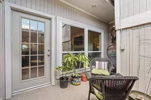 2236 S Piney Point Rd, Houston, TX 77063 - Photo 18