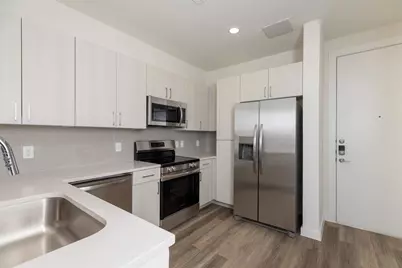 1690 North Loop #343, Houston, TX 77009 - Photo 8