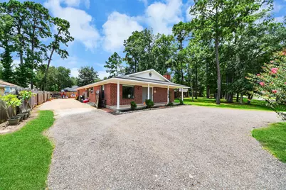 1419 Primrose Street, Conroe, TX 77385 - Photo 2