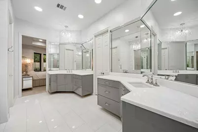 11721 Spriggs Way, Hedwig Village, TX 77024 - Photo 22