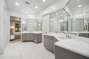 11721 Spriggs Way, Hedwig Village, TX 77024 - Photo 22