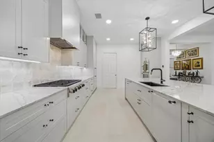 11721 Spriggs Way, Hedwig Village, TX 77024 - Photo 14