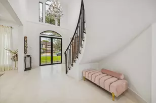 11721 Spriggs Way, Hedwig Village, TX 77024 - Photo 4