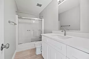 2212 Shadowdale Dr, Houston, TX 77043 - Photo 22