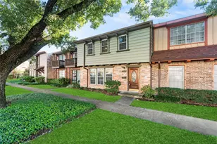 2212 Shadowdale Dr, Houston, TX 77043 - Photo 2