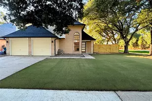 2602 Hummingbird Ln, Humble, TX 77396 - Photo 2