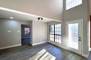 2602 Hummingbird Ln, Humble, TX 77396 - Photo 16