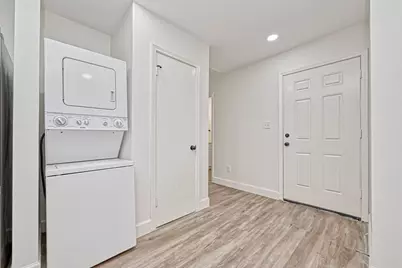5609 Denmark Street #B, Houston, TX 77028 - Photo 12