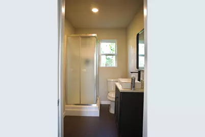 428 Van Molan Street, Houston, TX 77022 - Photo 6