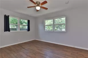 500 Smith St, Clute, TX 77531 - Photo 16