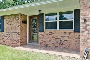 500 Smith St, Clute, TX 77531 - Photo 6