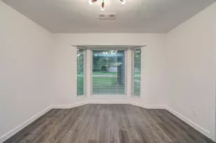 703 Ravensworth Dr, Conroe, TX 77302 - Photo 8