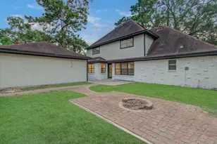 703 Ravensworth Dr, Conroe, TX 77302 - Photo 40