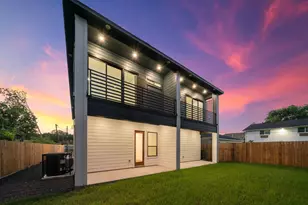 8011 Bowen St, Houston, TX 77051 - Photo 4