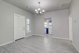 1708 19th St, Galveston, TX 77550 - Photo 4