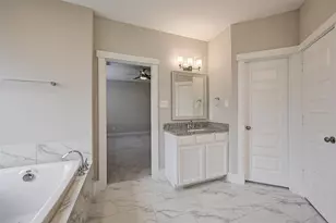 966 Ford Pines Ln, Houston, TX 77091 - Photo 20