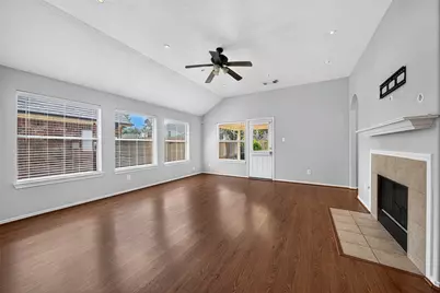20531 Newfalls Court, Richmond, TX 77407 - Photo 12