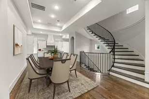 3709 Somerset Commons Ln, Houston, TX 77055 - Photo 12