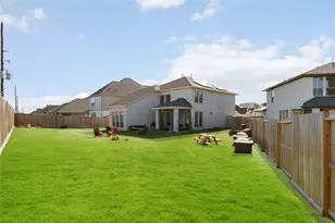 31458 Slumbering Sage Dr, Fulshear, TX 77441 - Photo 32
