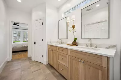 2 Thundercreek Place, The Woodlands, TX 77381 - Photo 24