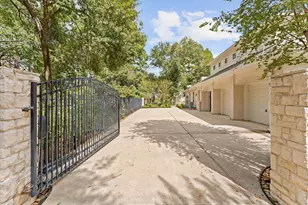 17214 Lakeway Park, Tomball, TX 77375 - Photo 4