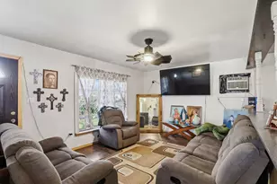 829 Becker St, Channelview, TX 77530 - Photo 4