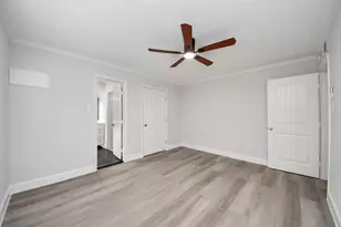 5542 Holly St, Houston, TX 77081 - Photo 18