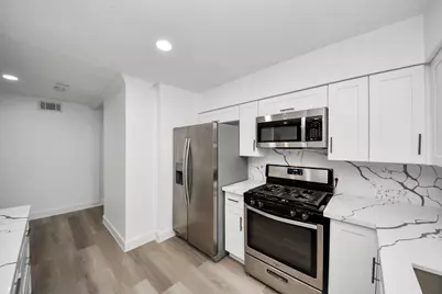 5542 Holly Street #205, Houston, TX 77081 - Photo 8
