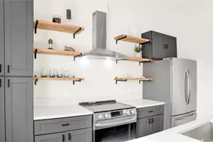 1065 Sunset Circle W, Crystal Beach, TX 77650 - Photo 18