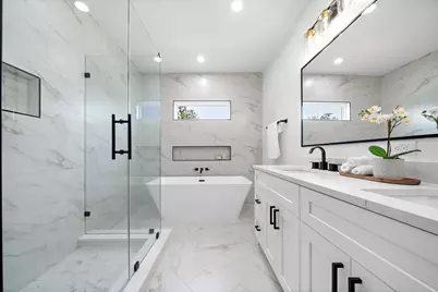 6124 Endeavor Heights Road, Houston, TX 77091 - Photo 1